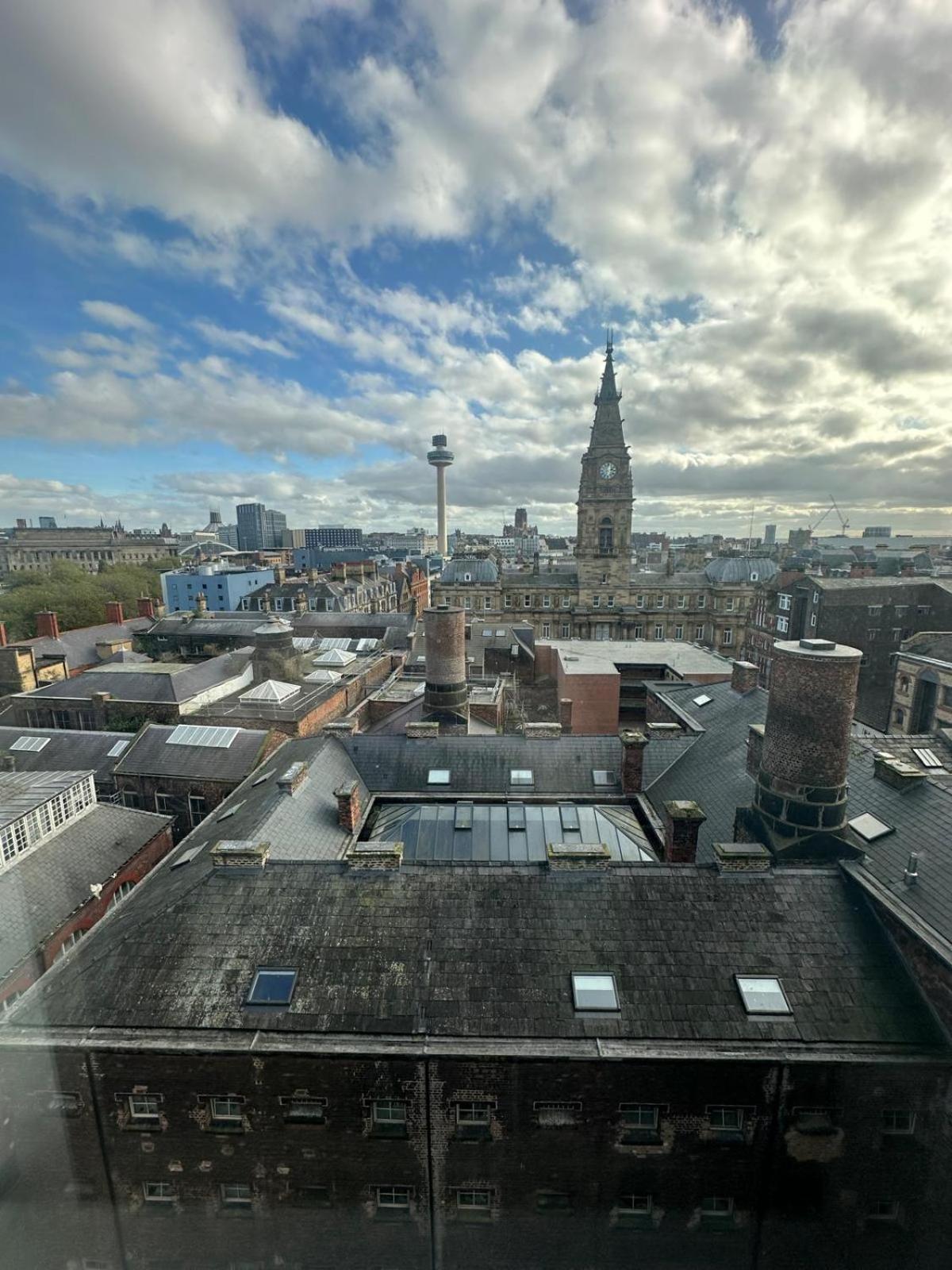 City Views One Bedroom Apartment Liverpool